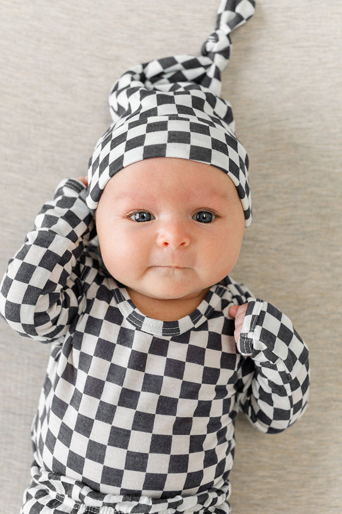 Cream Chequer Knotted Hat – Solly Baby