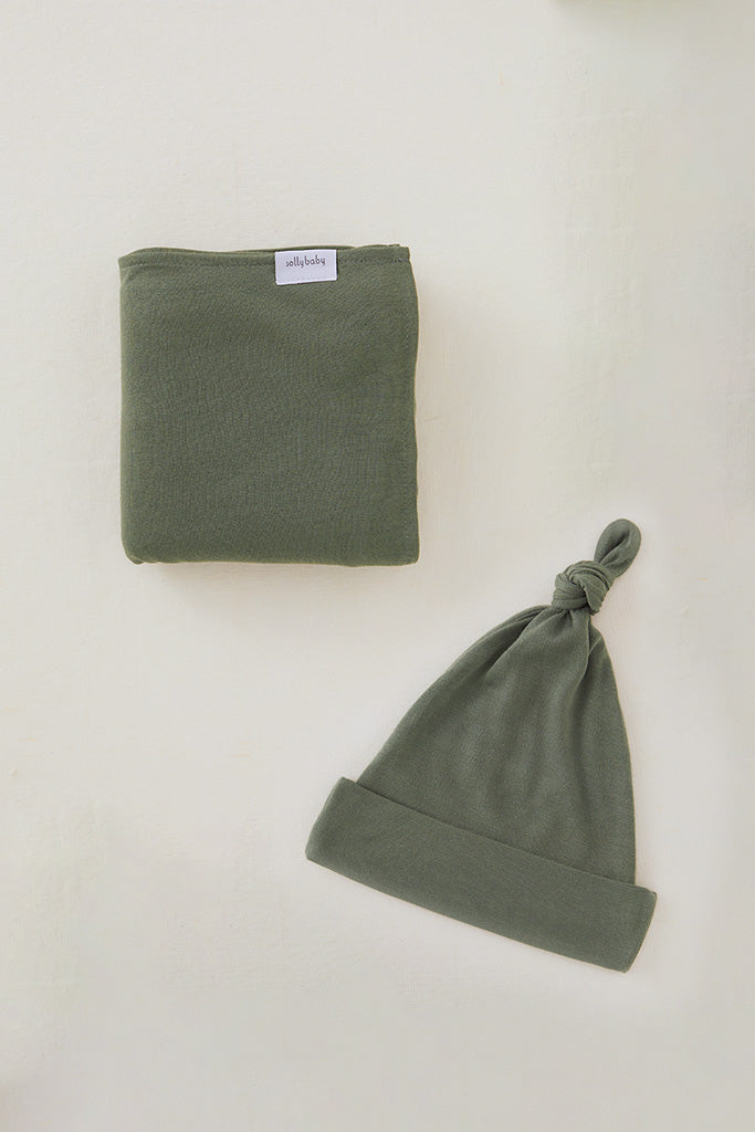 summer infant swaddleme hole in back Solly Baby Basil Swaddle + Hat Set