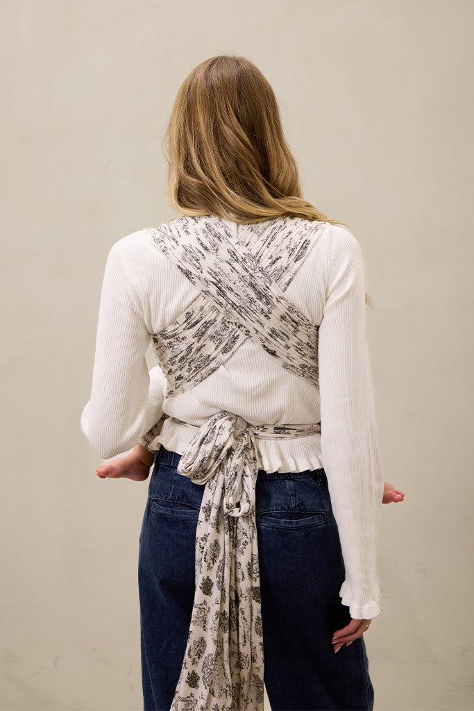 Charcoal Toile Wrap
