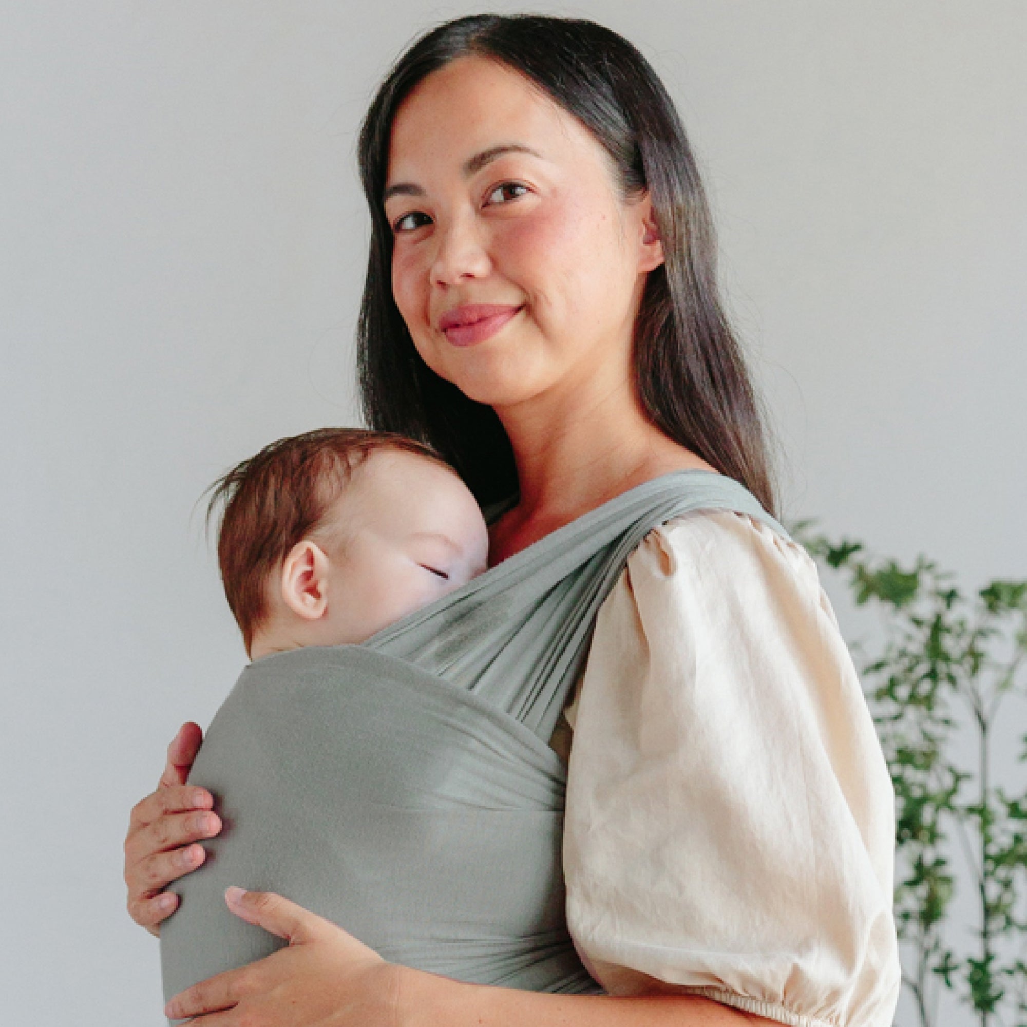 Ask Morgan: Is Babywearing Hip-Healthy?