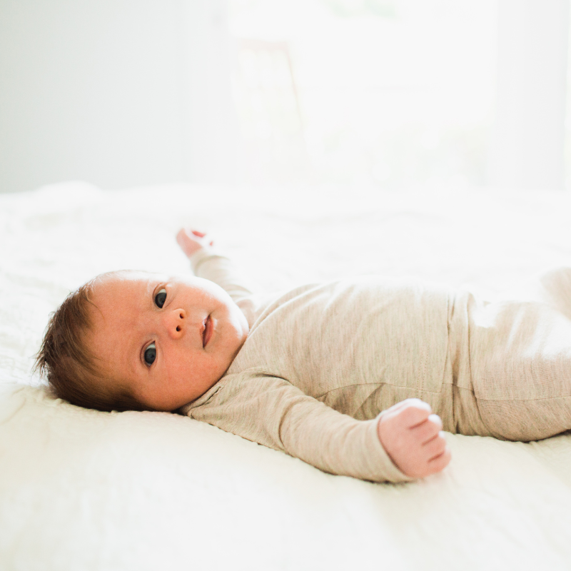 8 Tips for DIY Newborn Photos
