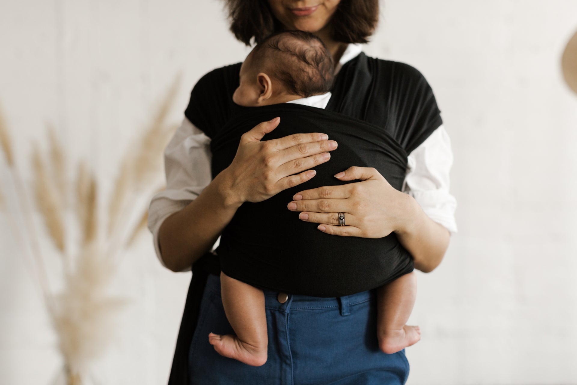 Stories from the NICU How Solly Wraps Support Babies Experiencing Neo