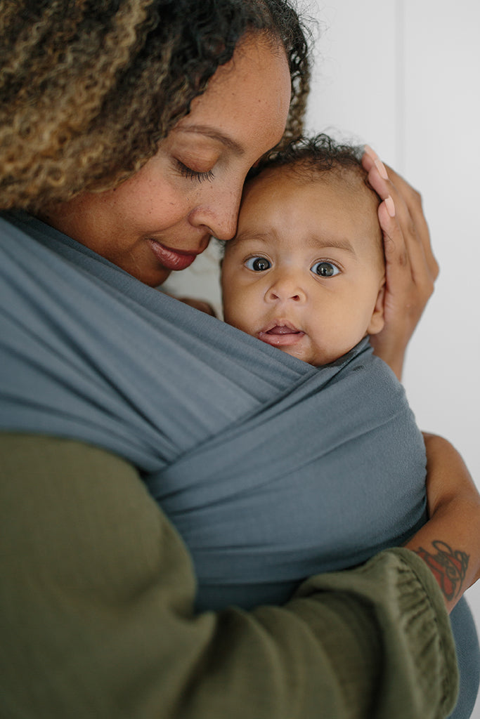 8 Tips for DIY Newborn Photos Solly Baby