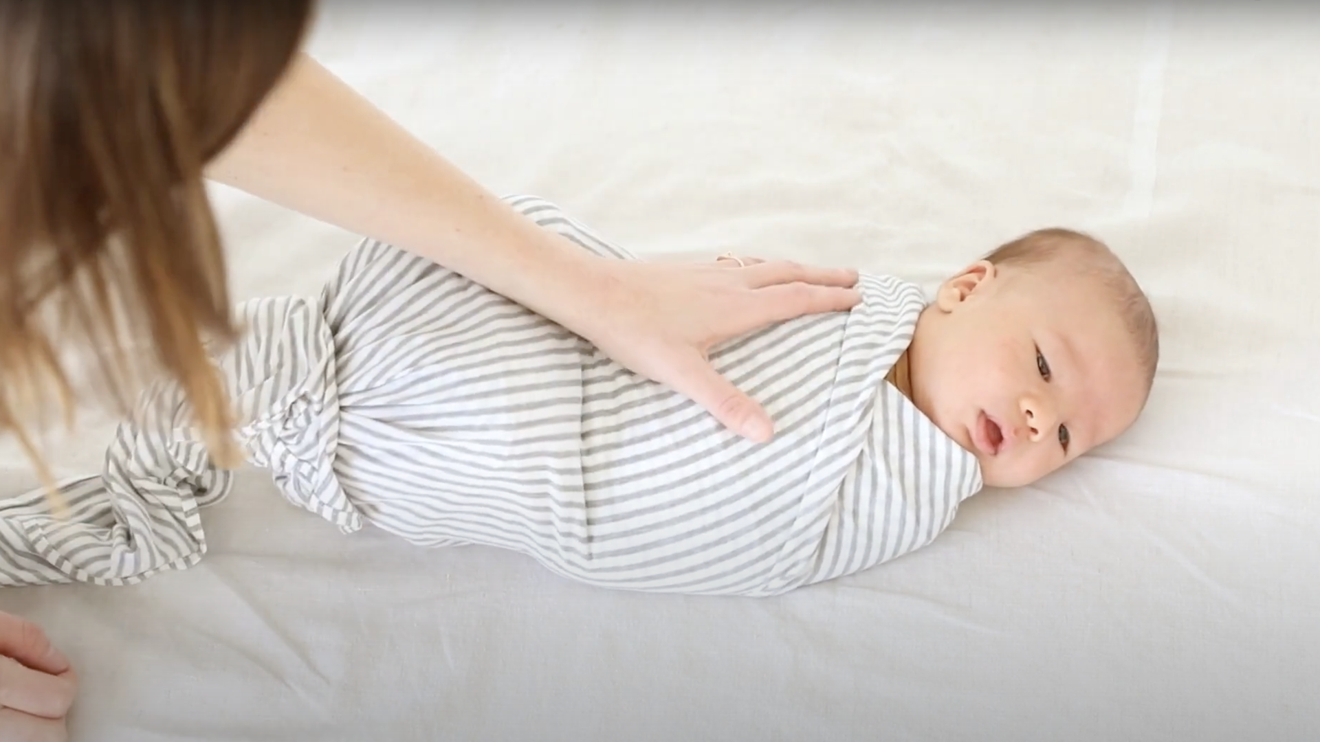 The Swaddle Tutorial – Solly Baby