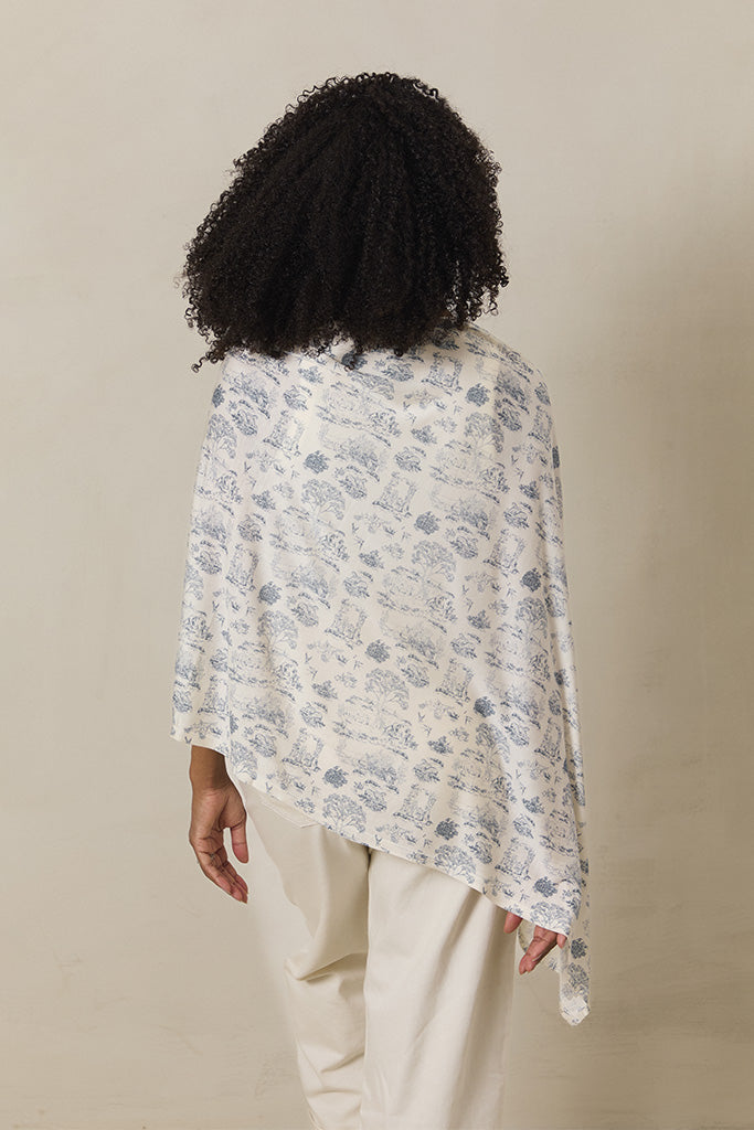 Bleu Toile Nursing Cover