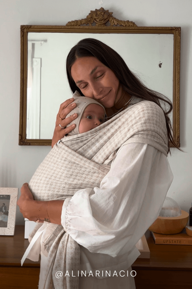 Cream Houndstooth Wrap