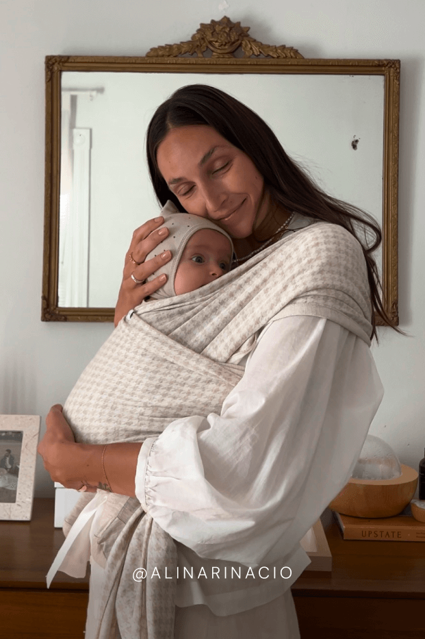 Cream Houndstooth Wrap