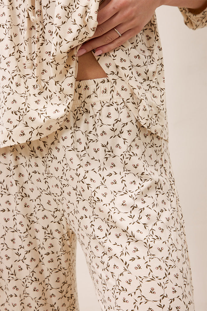 Petite Fleurs Women’s Sleep Set