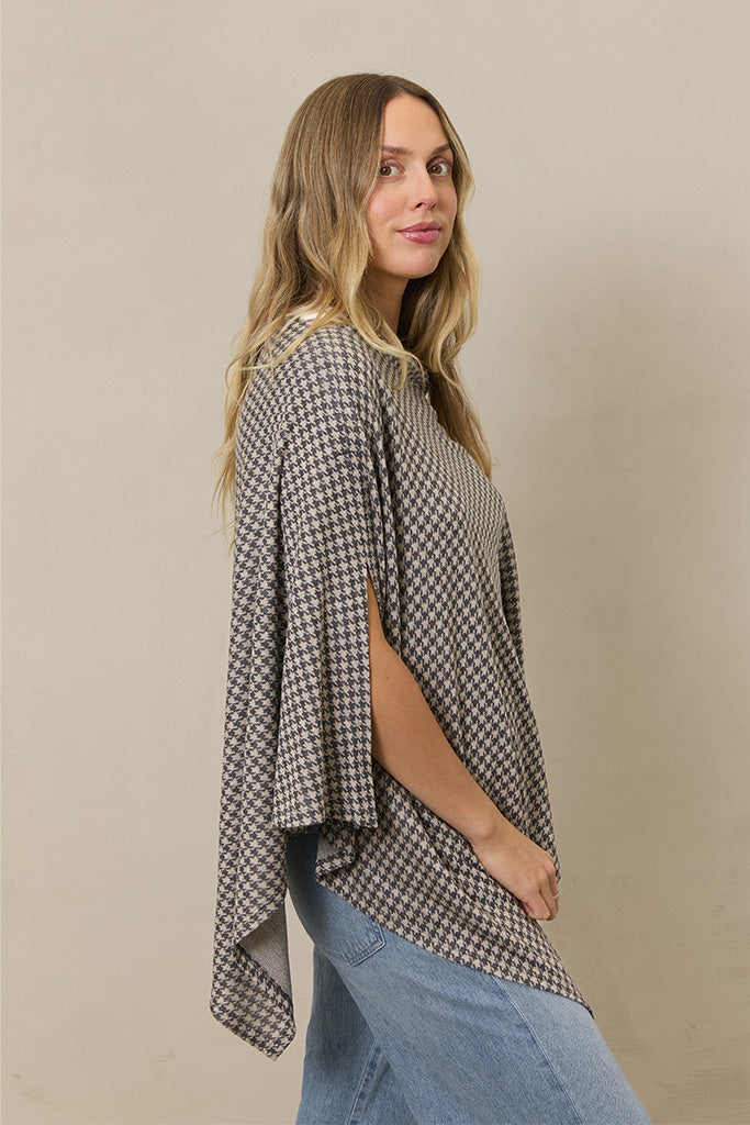 Stormy Houndstooth Nursing Cover